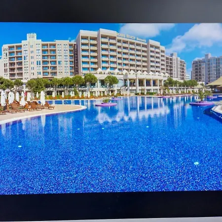 Bacelo Royal Beach Apartament *